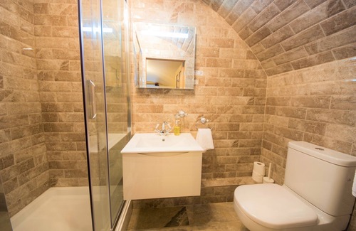 Huddersfield Hotel | Edgerton Hotel