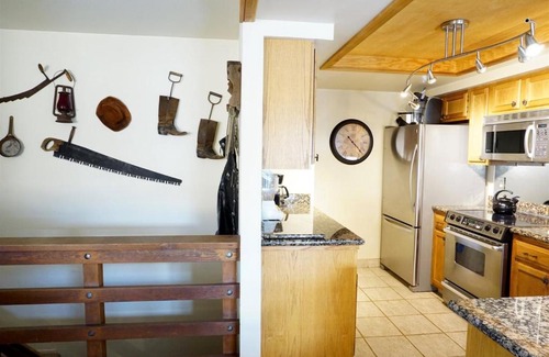 June Lake Apartamento | Edgewater 18