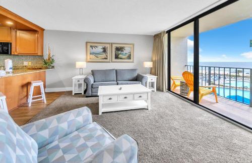 Panama City Beach Casa | Edgewater Tower 1-305