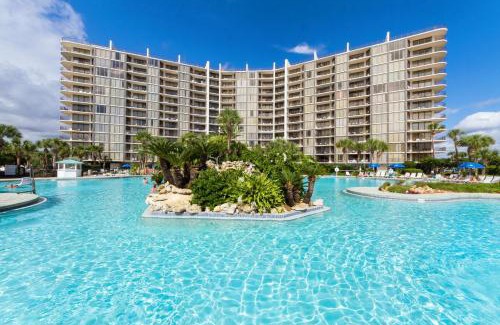 Panama City Beach Casa | Edgewater Tower 1-305