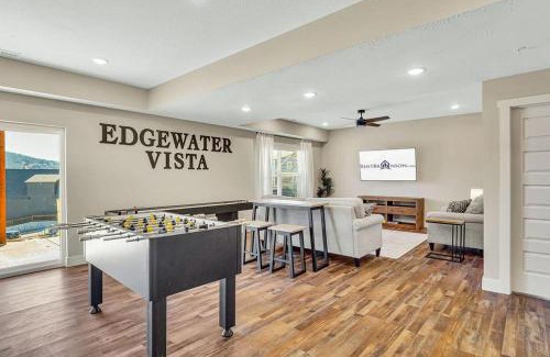 Hollister Casa | Edgewater Vista Retreat