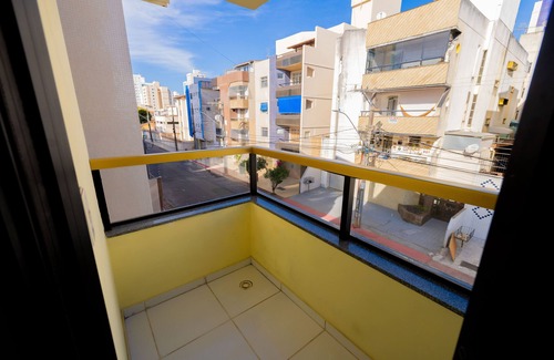 Praia do Morro Apartamento | Edifício Londres