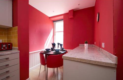 Tollcross Hotel | Edinburgh Central Drumdryan Ground Floor ApartHotel