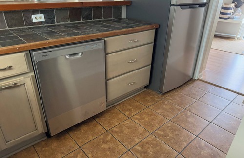 Edisto Island Casa | ★ recién lanzado! 3BR / 2BA Edisto Retreat - Walk to Beach ★