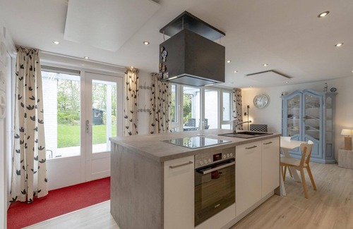 Sint Maartenszee Casa | Een Heerlijk Vakantiehuis met een Ruime Tuin op Park Duinland in Sint Maartenszee