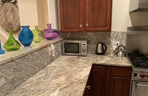 Bloomingdale Casa | Dieciocho Noventa Y Cinco @Bloomingdale, NW