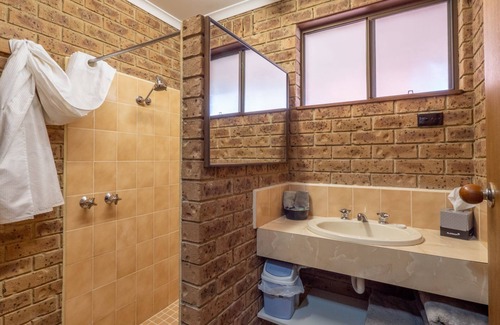 Eildon Hotel | Eildon Parkview Motor Inn. Room 11