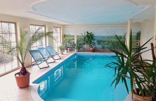 Schonfeld Apartamento | Ein Bett im Kornfeld - Haus Morgensonne - mit Innenpool