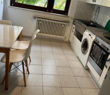 Frohnhausen Casa | Einfaches Zimmer zum Wohlfühlen