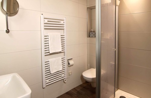 Zilshausen Cama Y Desayuno | Einzelzimmer, Dusche, WC, Standard - Landgasthof Zur Post