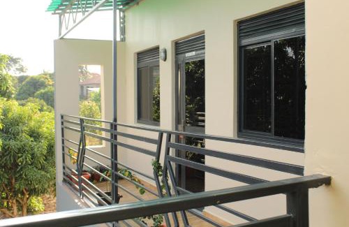 Entebbe Cama Y Desayuno | EL-ELYON COUNTRYSIDE Hotel Bwebajja
