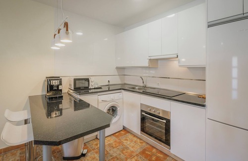 Villanueva de Avila Casa | El Encanto del Alberche 'Casa 5' con vistas a la montaña, piscina compartida y Wi-Fi