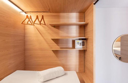 Cort Hostal | El Josemari Youth Hostel - Albergue Juvenil