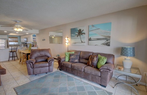 Harold Condominio | 2BR / 2BA - hermosas vistas del Golfo y piscina