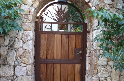 San Francisco Casa | EL NIDO DE LA TORTUGA - Casita acogedora, junto a la piscina, enclavada en la ladera