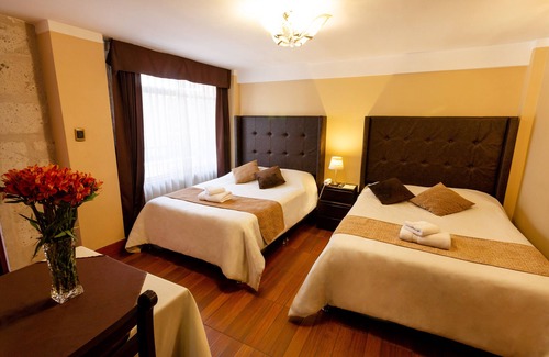 Centro histórico Hotel | El Portal de San Lázaro