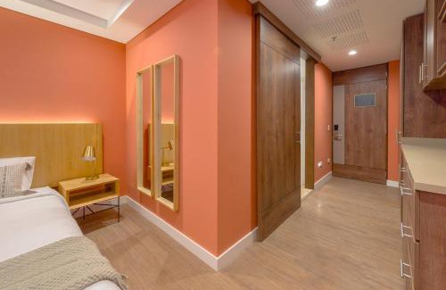 Los Naranjos Apartamento | El Tesoro Escape Modern & Cozy Room 303