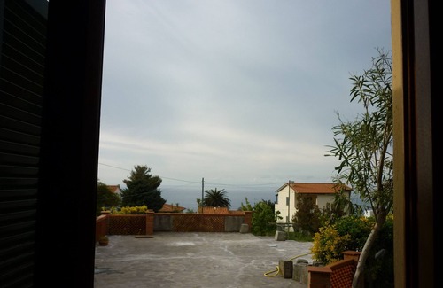 Zanca Villa | Isla de Elba Casa panorámica en el Zanca, 3 habitaciones, 8 pax. gran área al aire libre