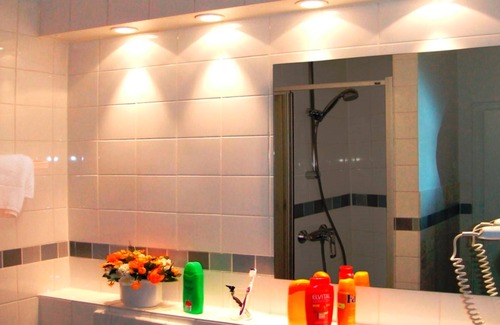 Rothenburgsort Hotel | Elbbrücken Hotel