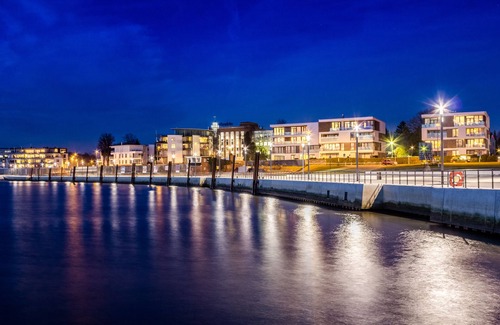 Wedel Apartamento | ELBQUARTIER N ° 3 | Exclusivo y moderno apartamento con balcón cerca del centro.