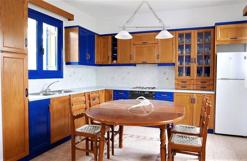 South Rhodes Casa | Casa De Pueblo Electra - RODAS DEL SUR