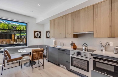 Snowmass Village Cabina | Electric Pass Lodge 105