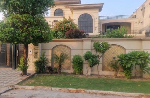 Punjab Casa | Elegance Abounds