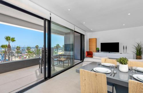 Los Cuarteros Apartamento | Elegance Apartment "Seaside Retreat"