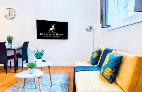 Pudsey Apartamento | Elegant 1 bed flat, Sleeps 4, Free parking, Pet friendly, Pudsey, Leeds