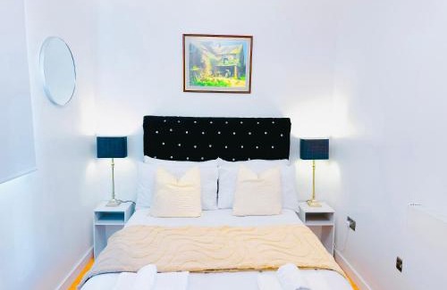 Pudsey Apartamento | Elegant 1 bed flat, Sleeps 4, Free parking, Pet friendly, Pudsey, Leeds