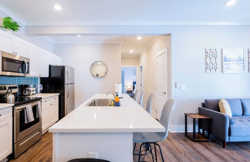 Port Wentworth Apartamento | Elegant 2-bedroom apartment with AC, fitness room, pool, WiFi - A