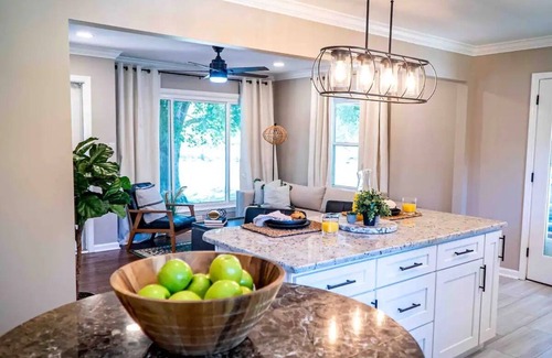 Clemmons Casa | Elegant 2BR Retreat Spa Showers Chef Kitchen Near Hospitals & Parks