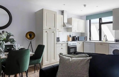 Dudden Hill Apartamento | Elegant 3-Bedroom apartment near tube station - 360 Stays
