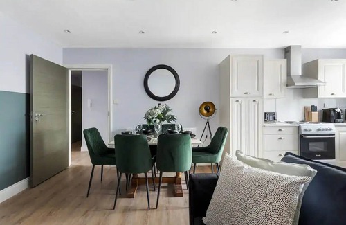 Dudden Hill Apartamento | Elegant 3-Bedroom apartment near tube station - 360 Stays