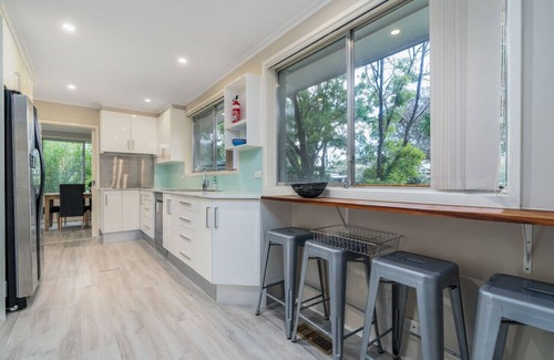Chifley Apartamento | Elegant 4 Bedroom Home in Chifley