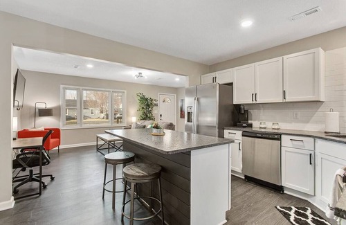 Shawnee Casa | Elegant, 4BR undisturbed tranquility