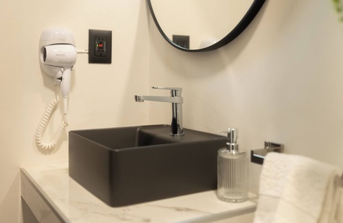 Reforma Apartamento | Casa elegante y cómoda en Colonia Reforma, a solo 5 min del centro de Oaxaca.