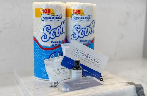 Marco Island Casa | Elegant beachfront condo in private community