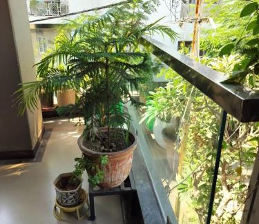 Vadodara Casa | Elegant City Retreat