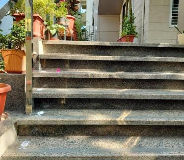 Vadodara Casa | Elegant City Retreat