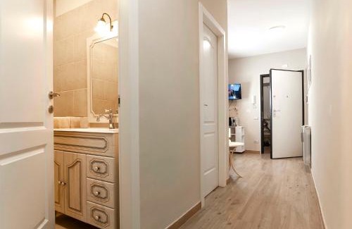 Zona XXIV Fonte Ostiense Apartamento | Elegant comfy three-rooms apartment in Eur with parking