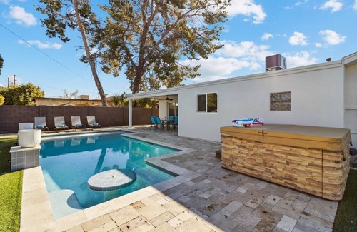 Park Scottsdale One Casa | Elegant Desert Sanctuary w/ Heated Pool & Hot Tub