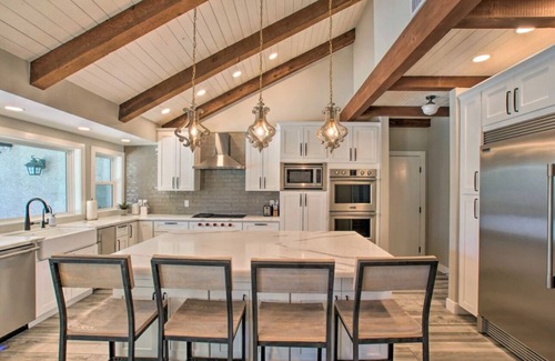 Mesa Casa | Elegant Escape—modern Mesa home conveniently located with private pool!