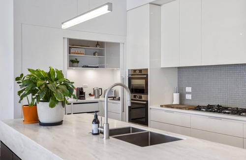 St. Heliers Apartamento | Elegant Executive Townhouse