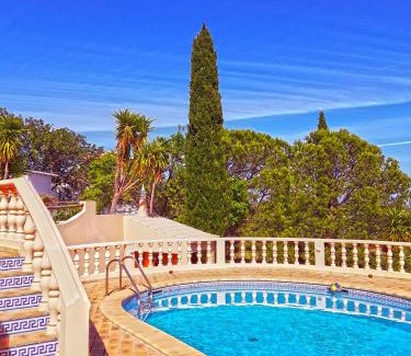 Alfeicao Casa | Elegant family house in Loulé with private pool