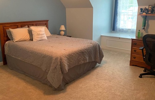 Johns Creek Casa | Elegant Home 5 Bed / 3.5 Bath in Popular Johns Creek, GA