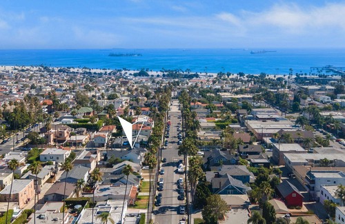 Belmont Heights Casa | Elegant Long Beach retreat with private patio & grill - near beach & bike path