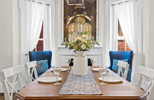 Old Louisville Casa | Elegant Manor w Private Yard & Modern Amenities