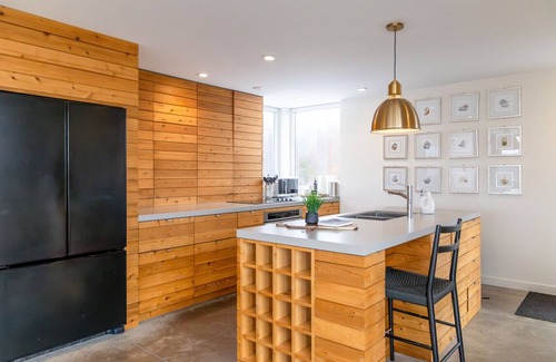 Lismore Apartamento | Elegant Oceanfront Escape - hot Tub & Sauna - Private