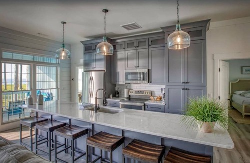 Melrose on the Beach Casa | Sycamore Cottage with Ocean Vista